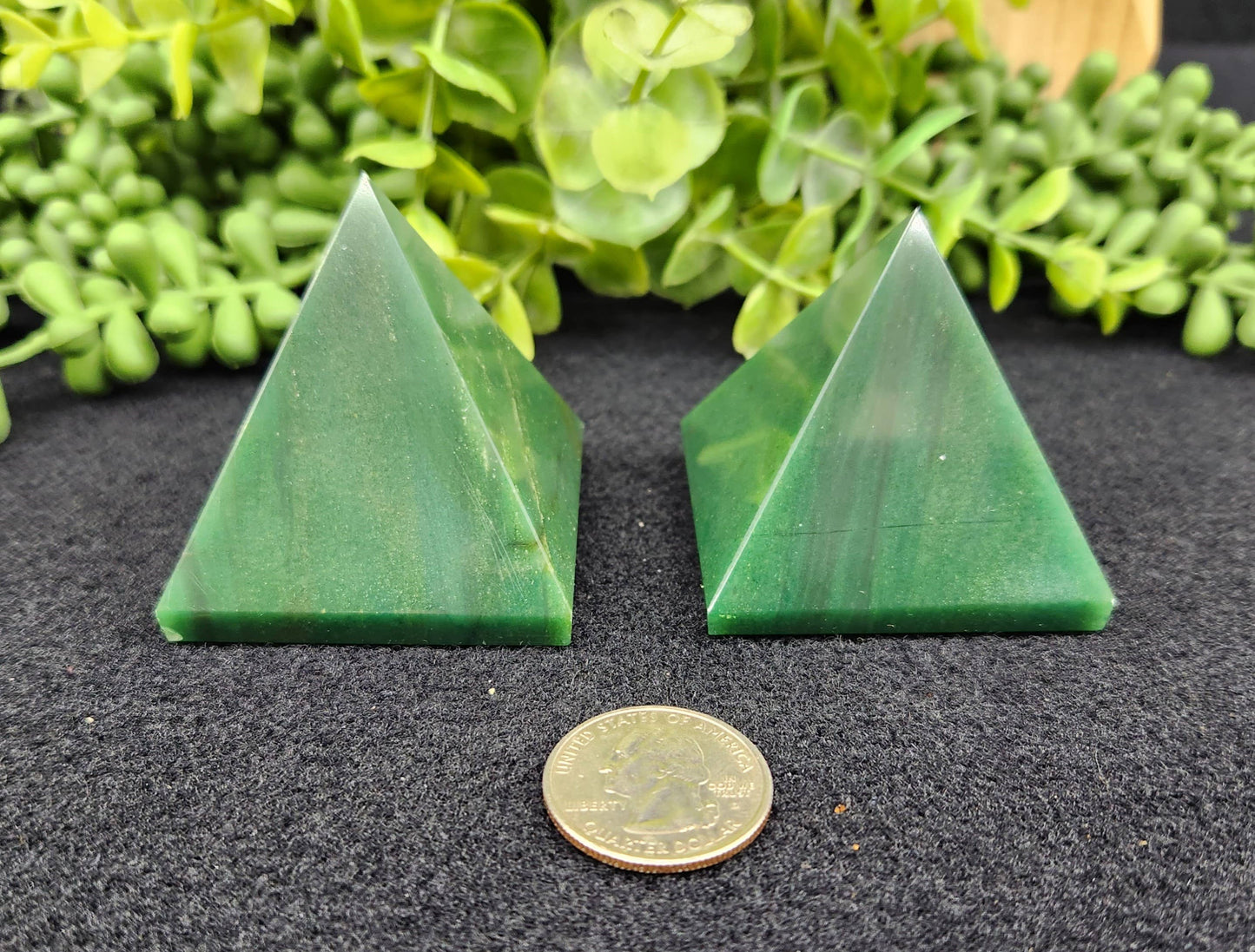 Jade Green Polished Semi-Precious Gemstone Pyramid -5cm